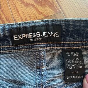 Express Jeans Size 1 2 Short Stretch Fit and Flare